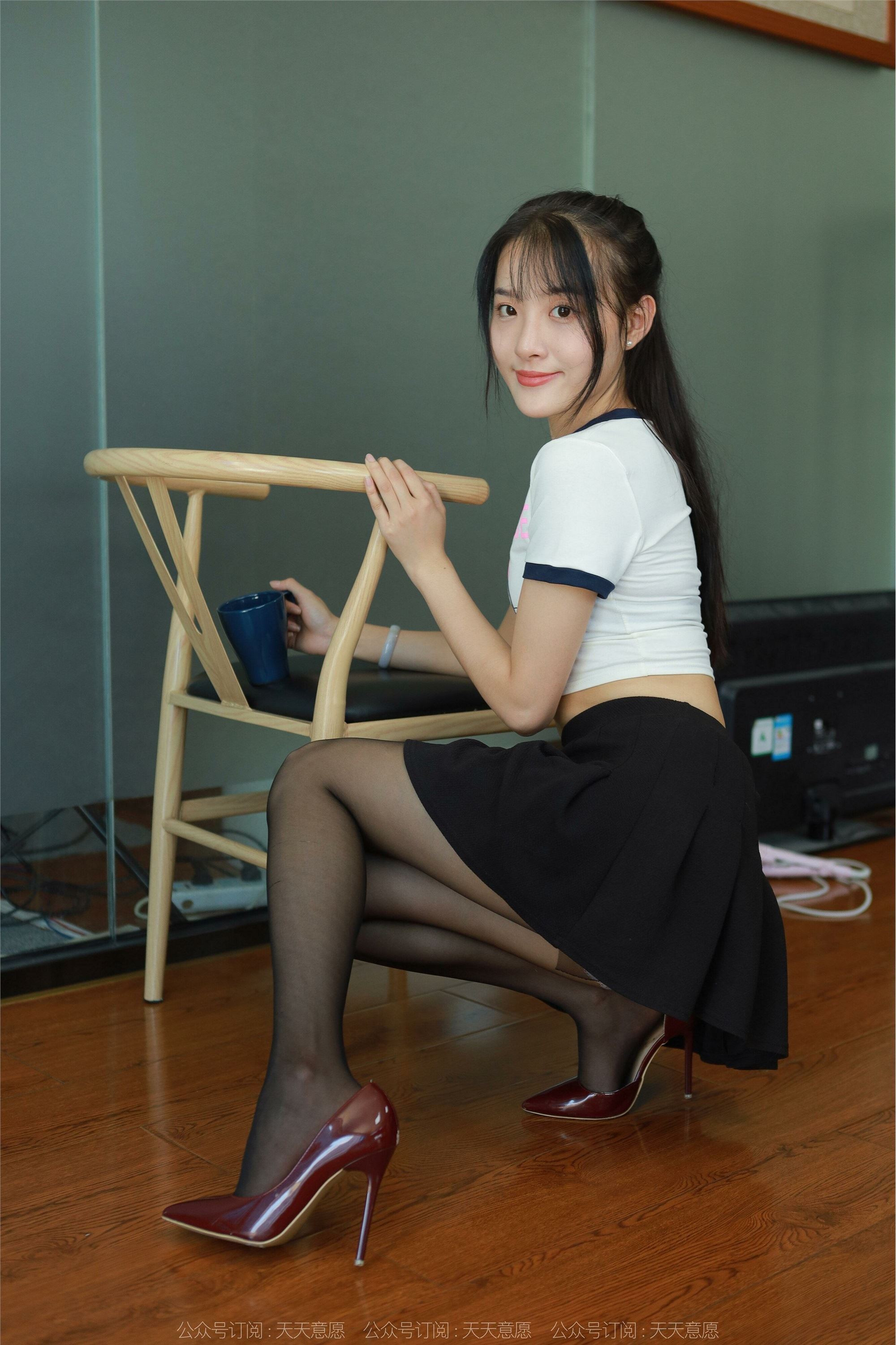 IESS异思趣向  2022.09.28 丝享家 1221 婉萍《葡萄成熟时》